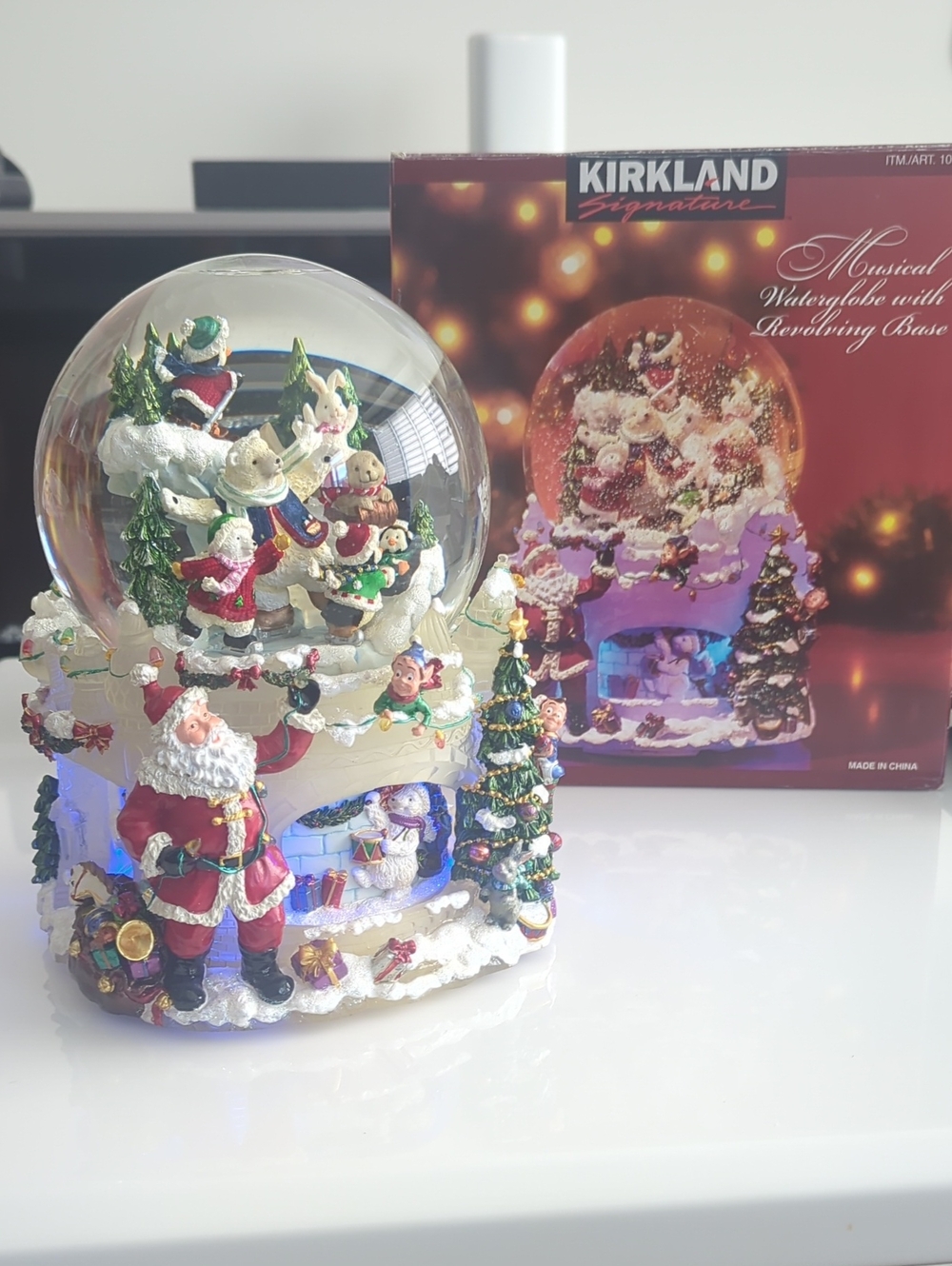 Winter Wonderland Musical Waterglobe Snowglobe With Revolving Base LED Lights